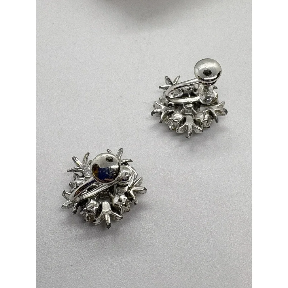 N/A vintage snowflake